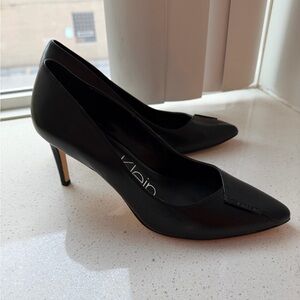 Calvin Klein Black Leather Pointed Toe Pumps